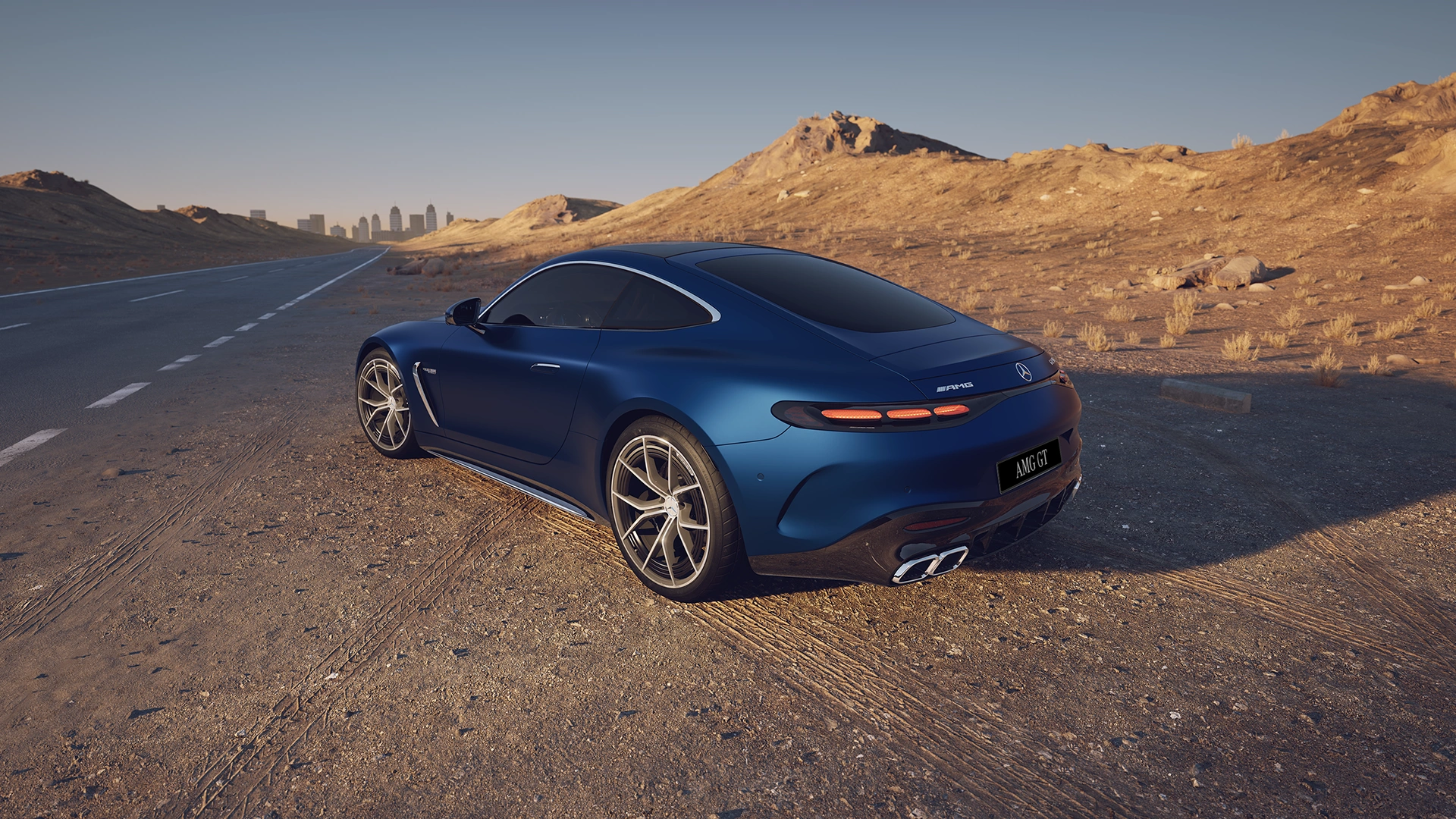 Mercedes-AMG GT kõrbemaastikul tagantvaates