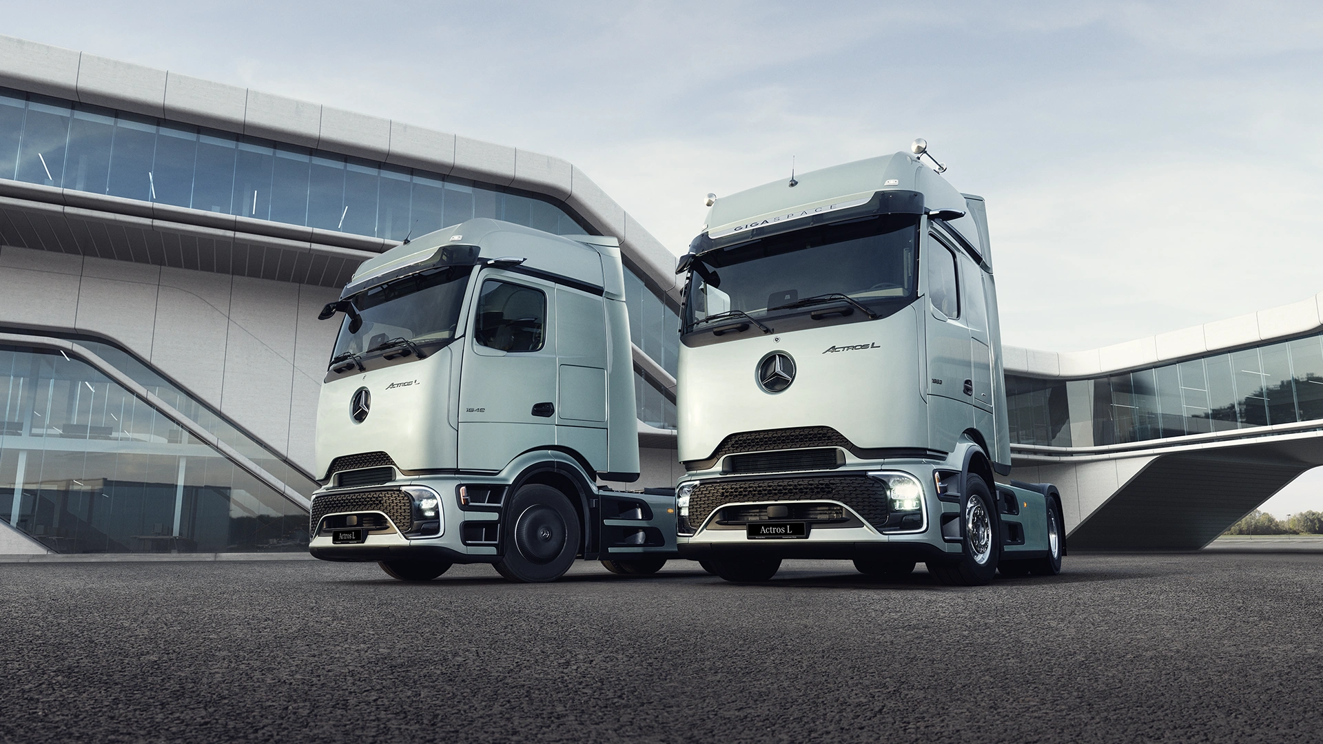 Kaks Actros L ProCabin mudelit