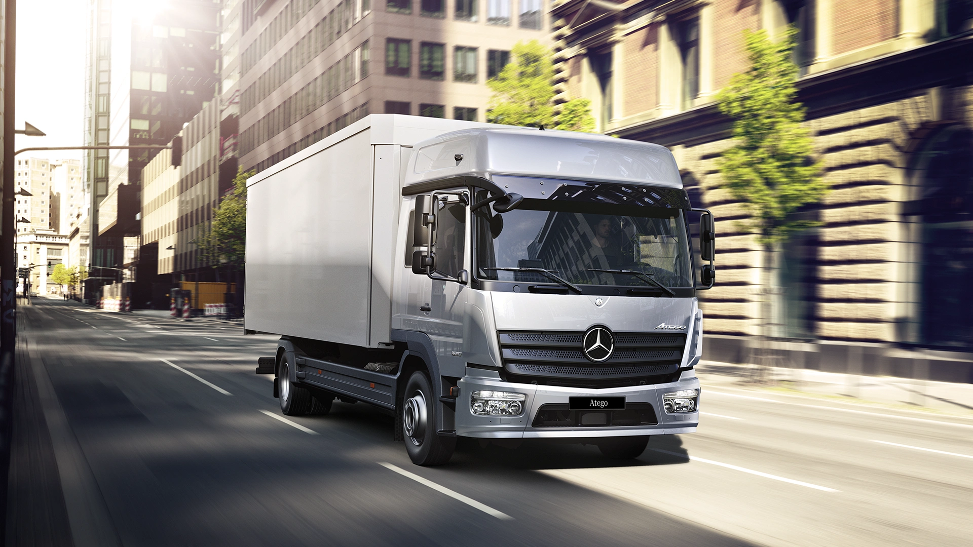 Mercedes-Benz Atego jaotusvedude sõiduk külgvaates