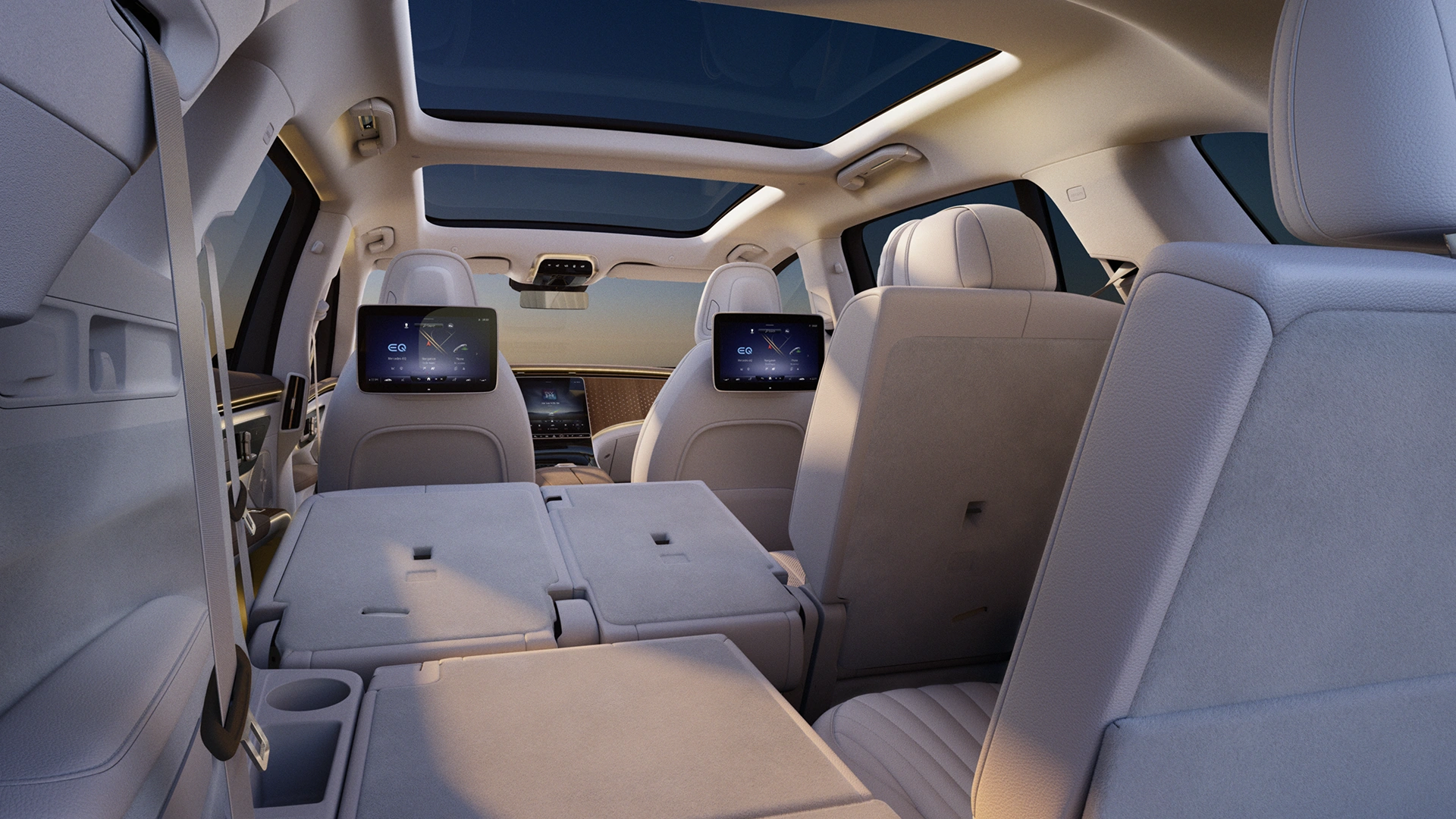 Mercedes_Benz EQS sisevaade