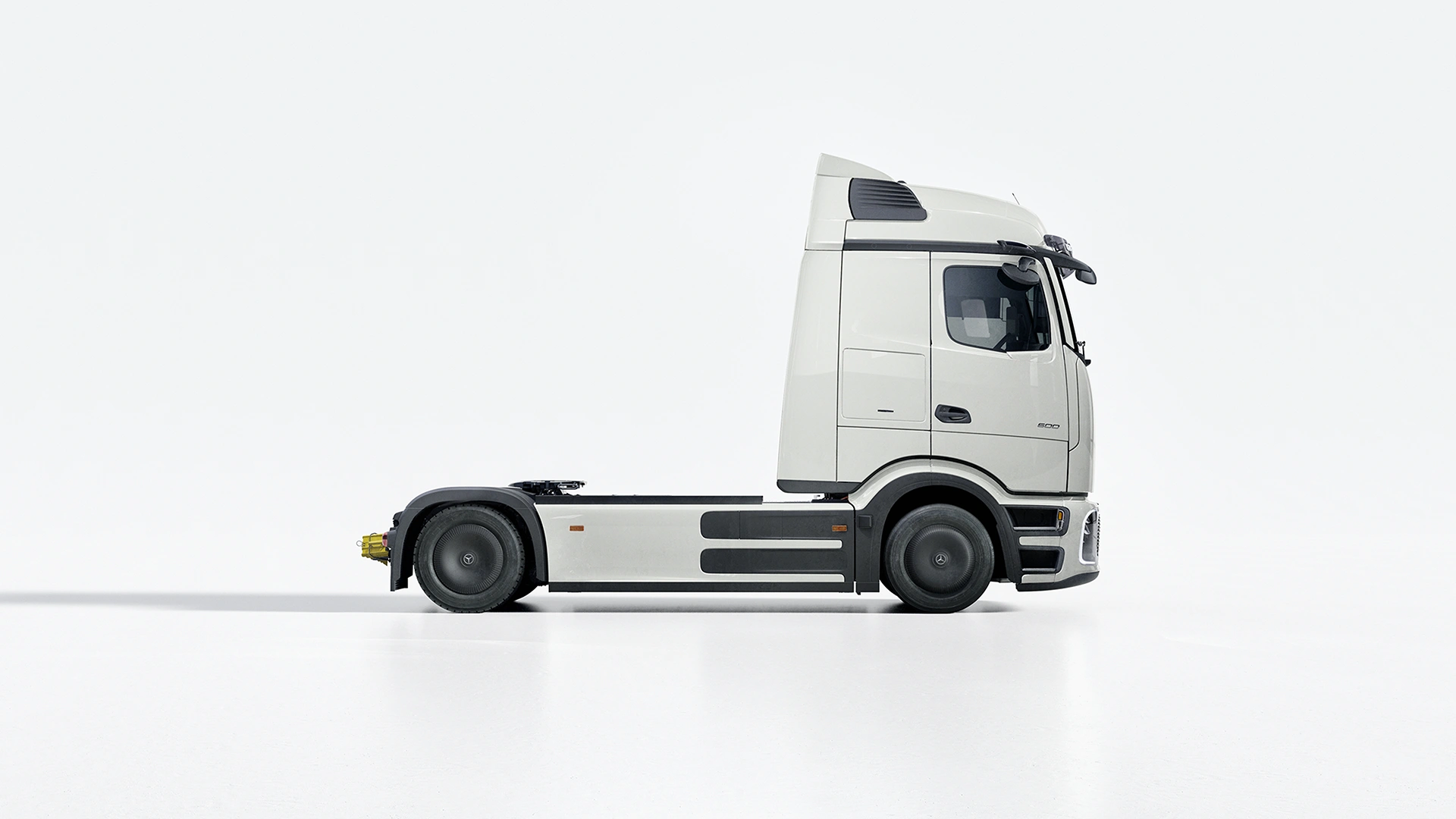 eActros 600 külgvaates