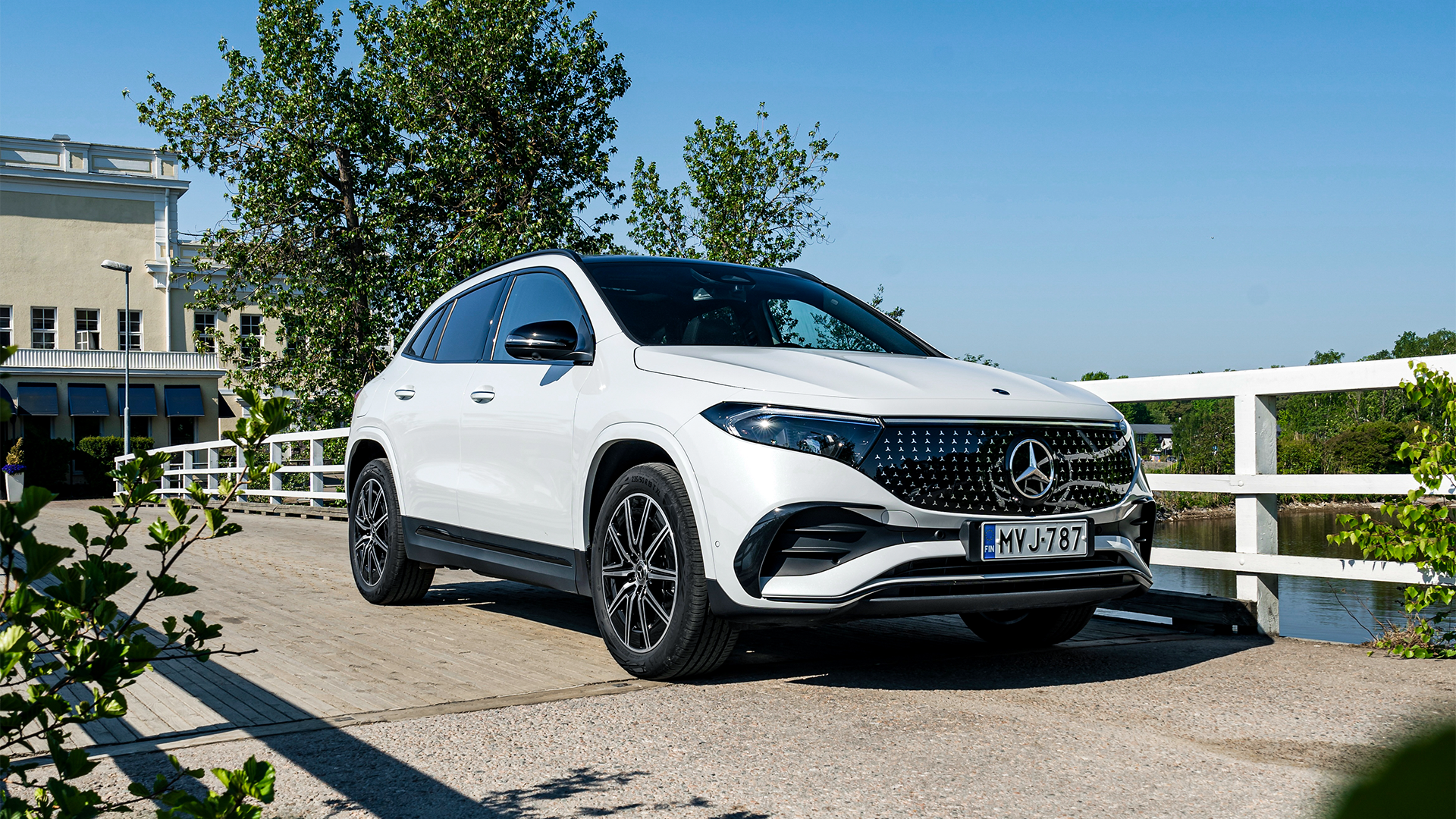 Mercedes-Benz EQA täiselektrilinelinnamaastur