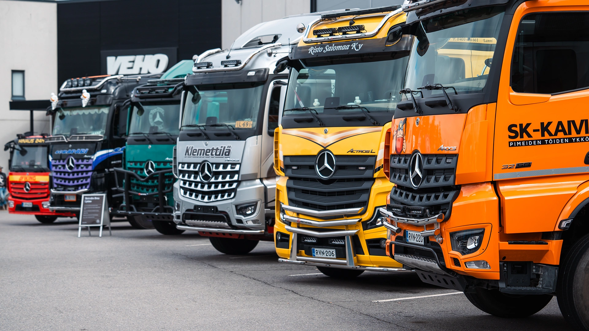 Mercedes-Benz truckid rivis