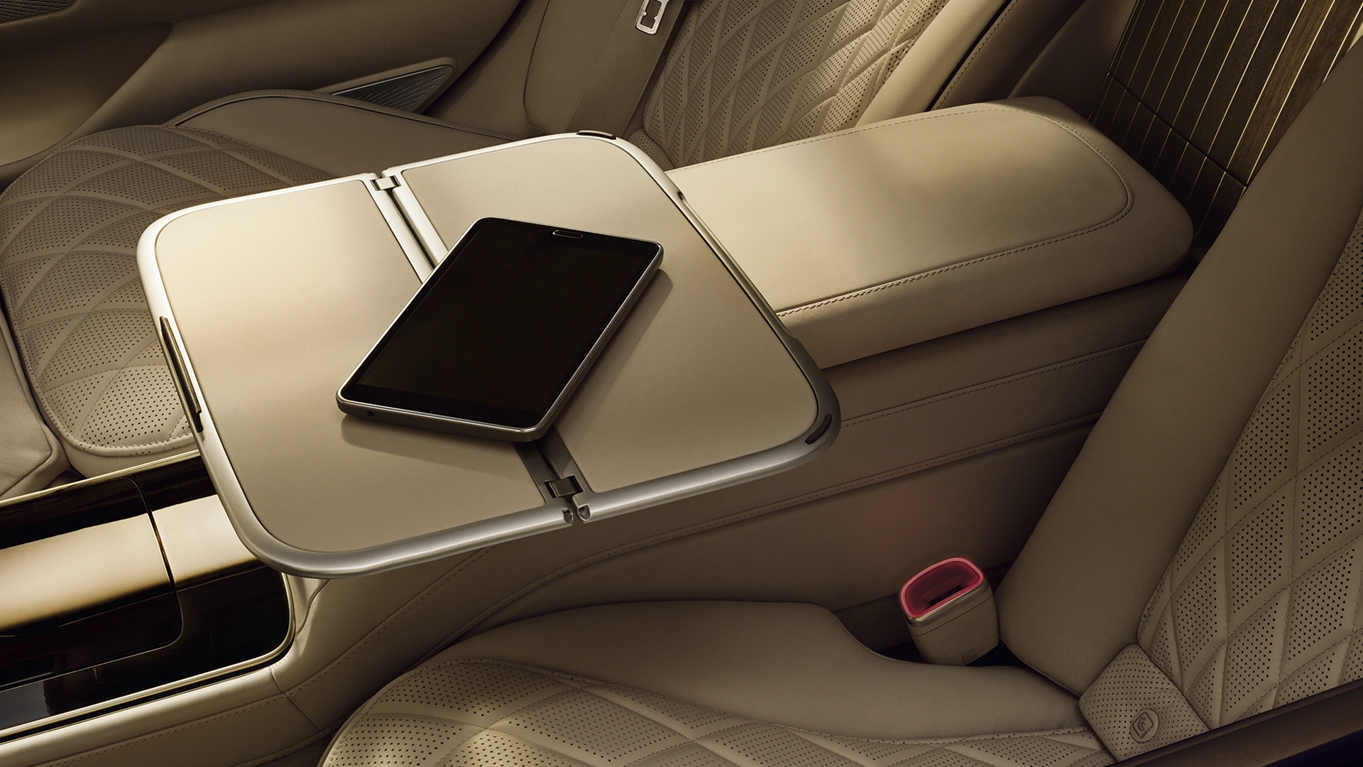 Mercedes-Benz S-klass sisemus