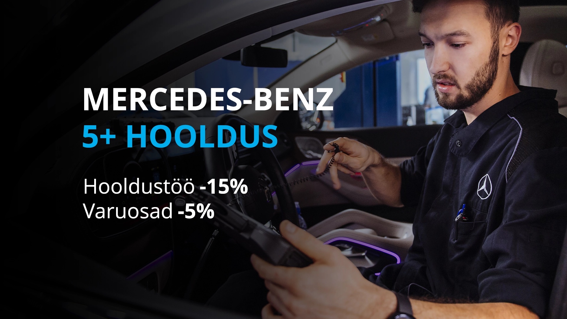 Mees istub autos ja mõõdab