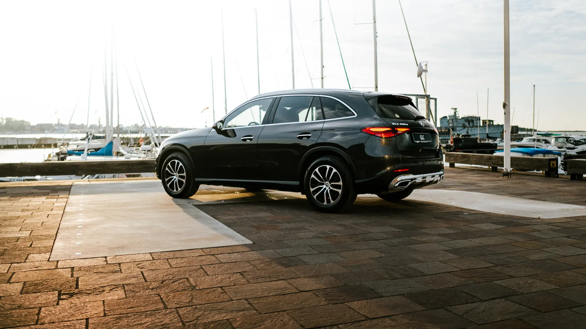 Mercedes-Benz GLC SUV külgvaatest