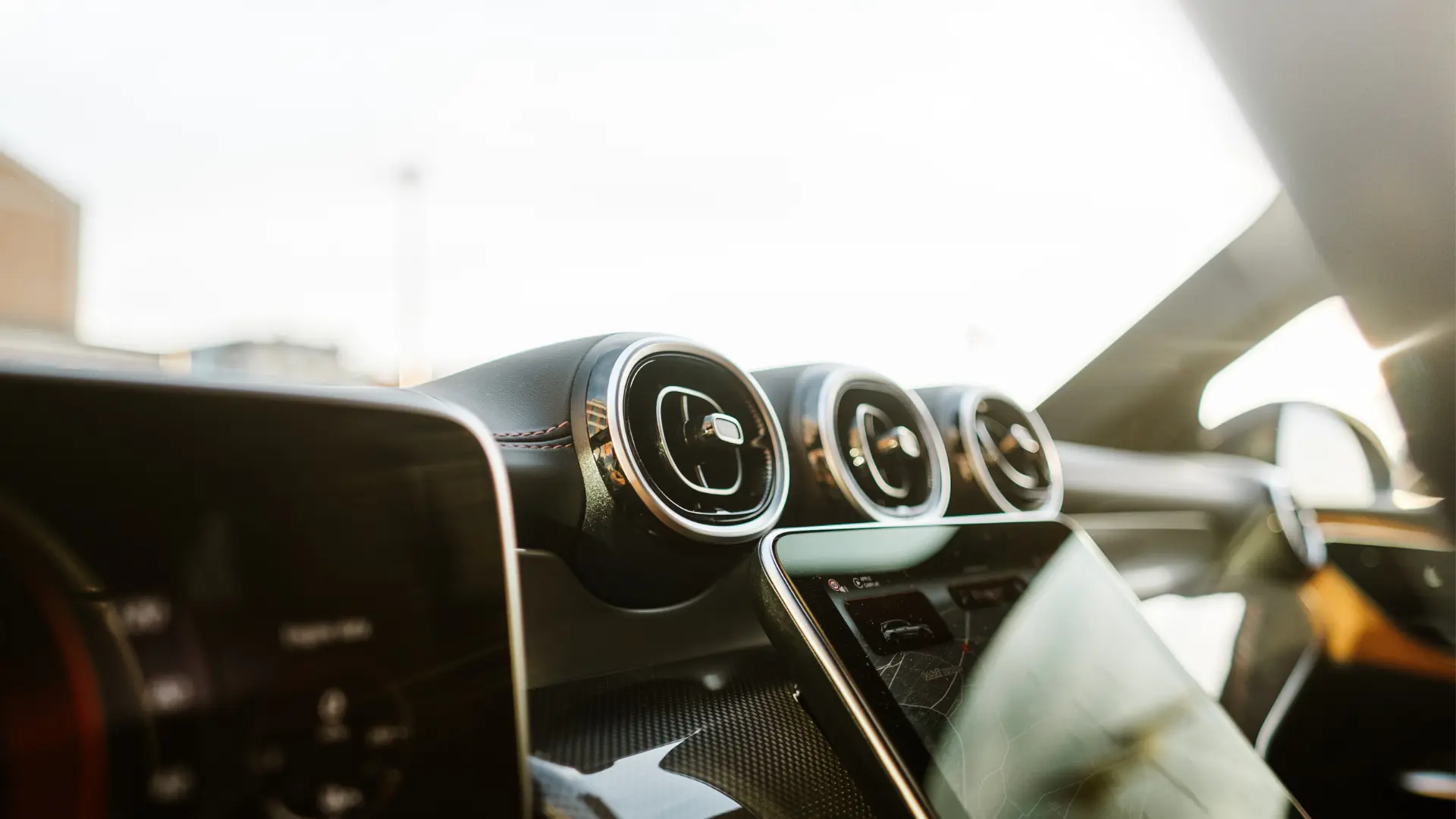 Mercedes-Benz GLC SUV isemus