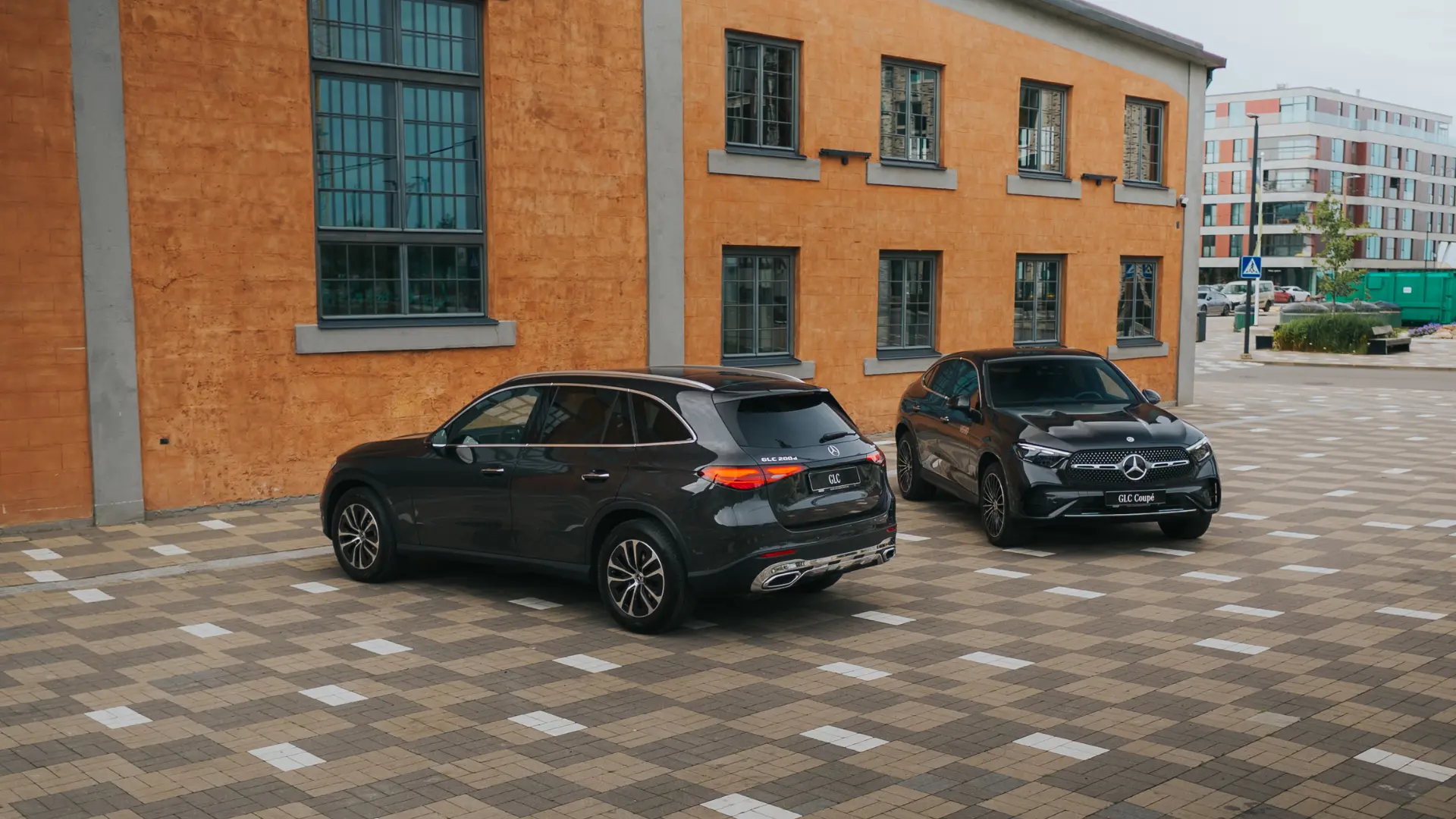 Mercedes-Benz GLC ja GLC Coupé parkimas