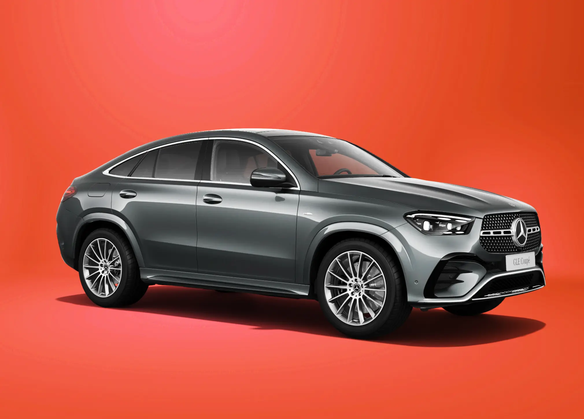 Mercedes-Benz GLE Coupé punasel taustal