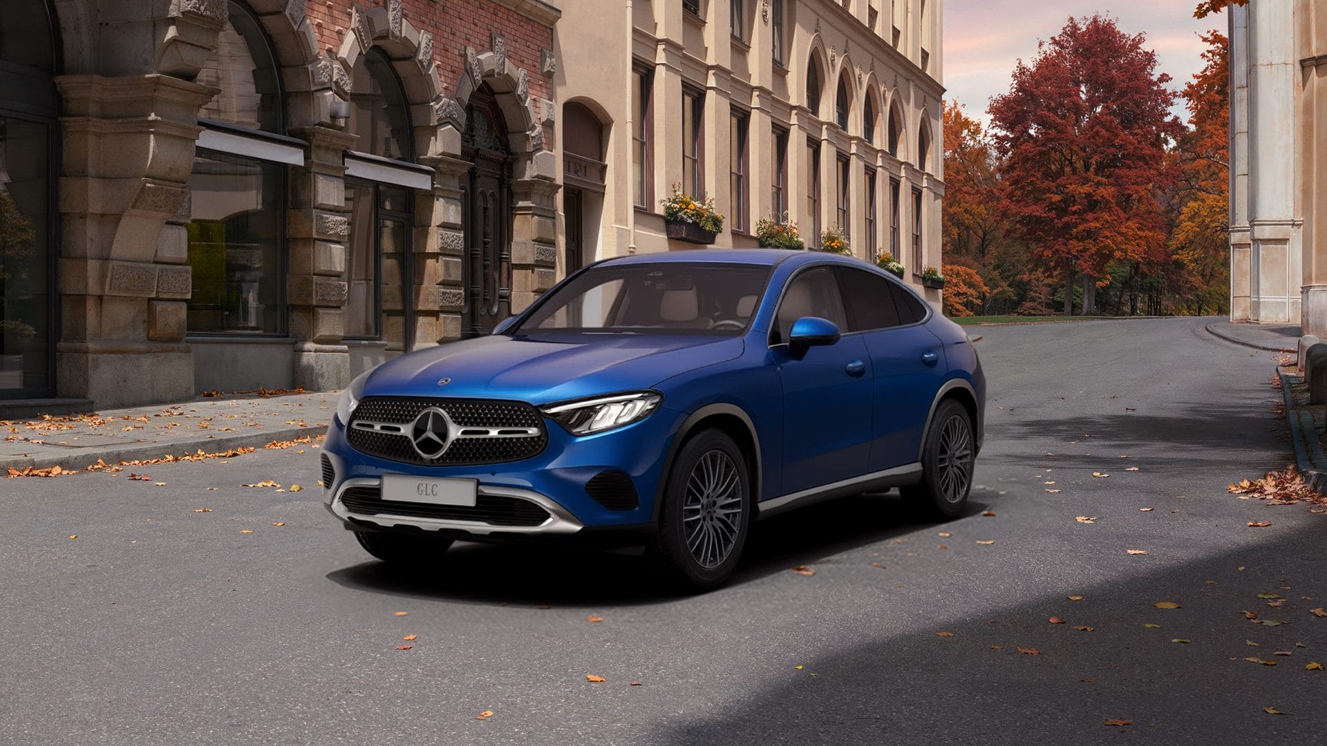 GLC Coupé, sinine, vaade eest-küljelt